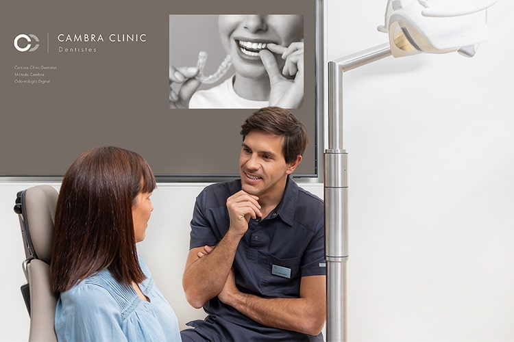 Dentista Víctor Cambra - Especialista CAD/CAM en Barcelona